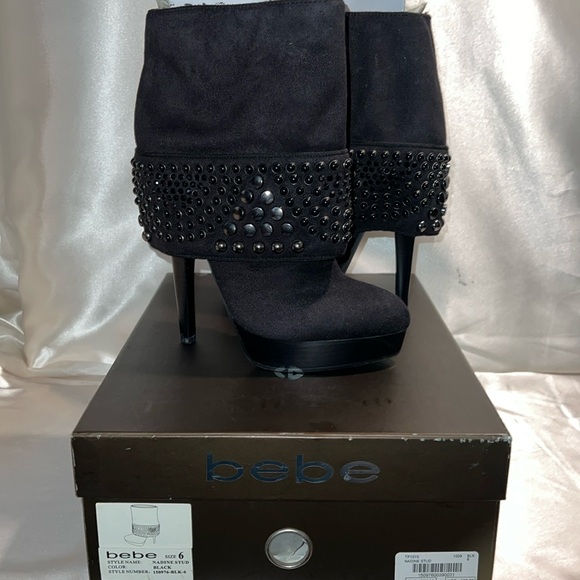BEBE Suede Booties with embellishments size 6 in BLACK - Picture 1 of 4
